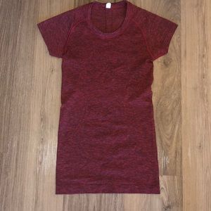 Dark red lululemon short sleeve